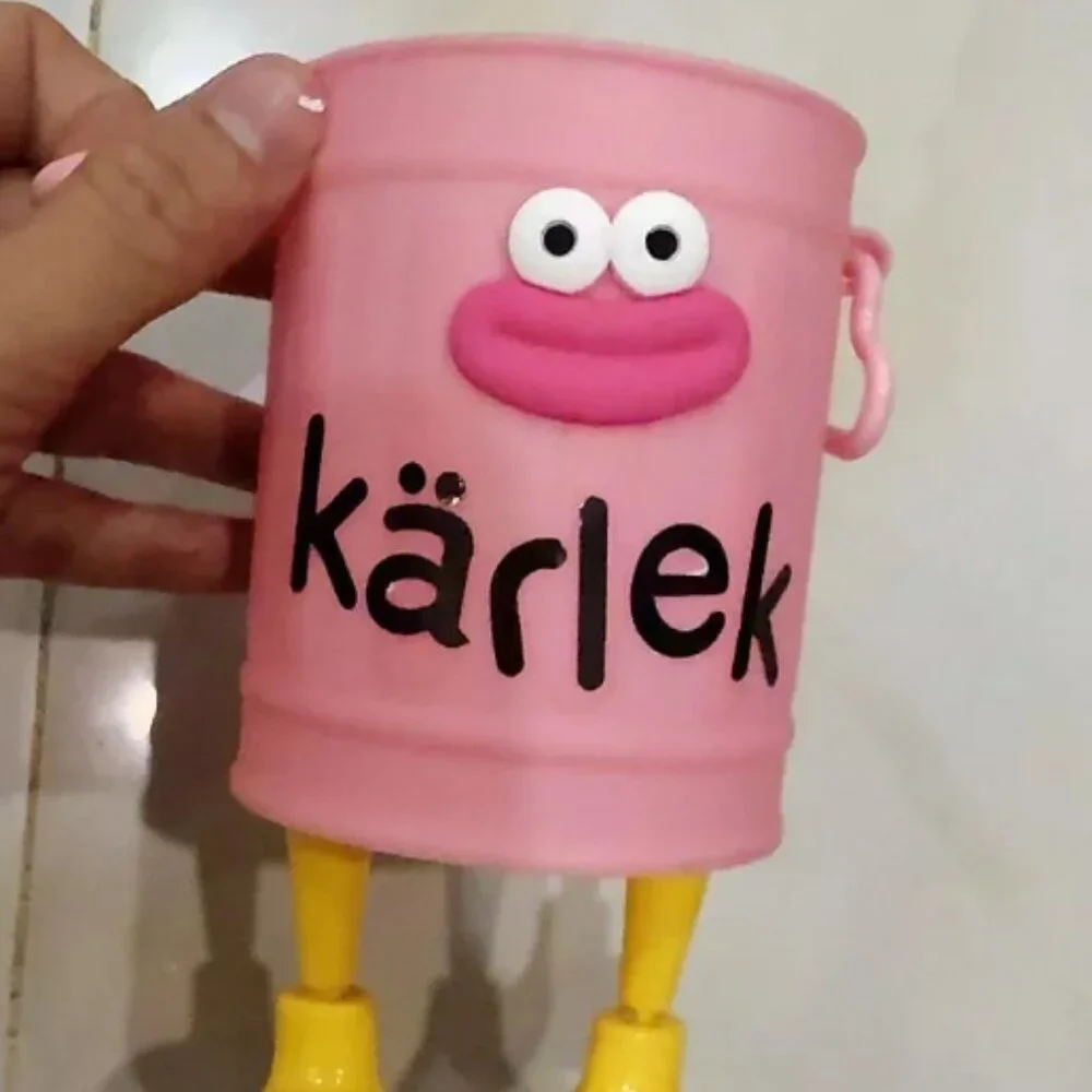 Plastic pencil box